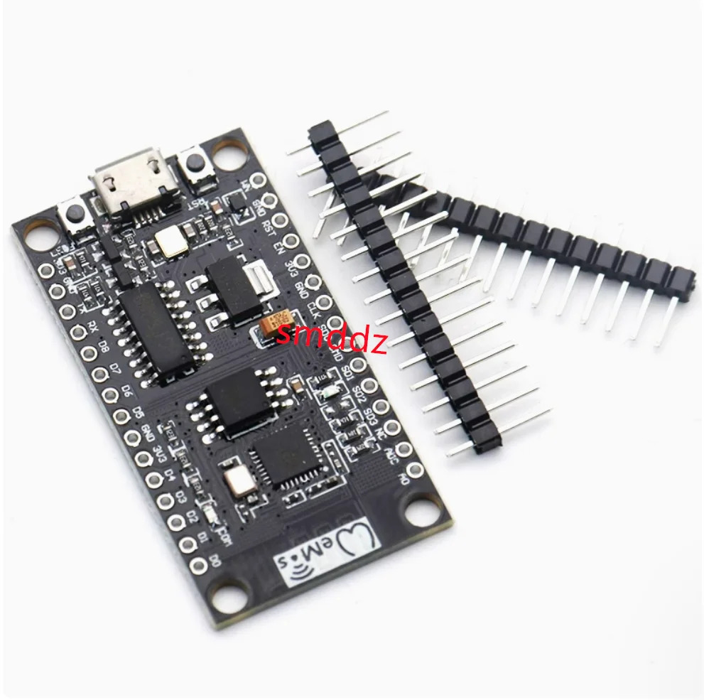 5pcs/ CH340G NodeMCU는 ESP8266 32M IoT 모듈과 하게 호환됩니다.