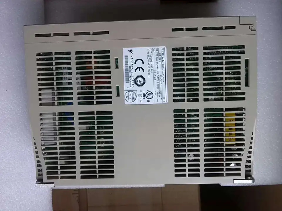오리지널 일본 Yaskawa 서보 드라이버 SGDM-20ADA