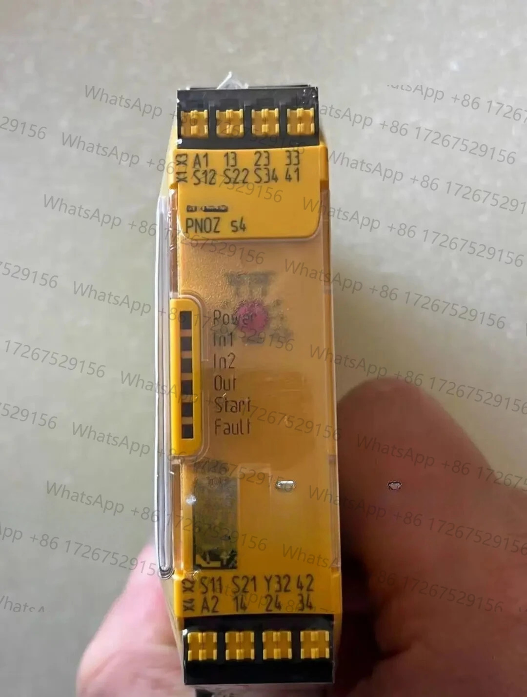 PNOZ s4 751104 안전 릴레이