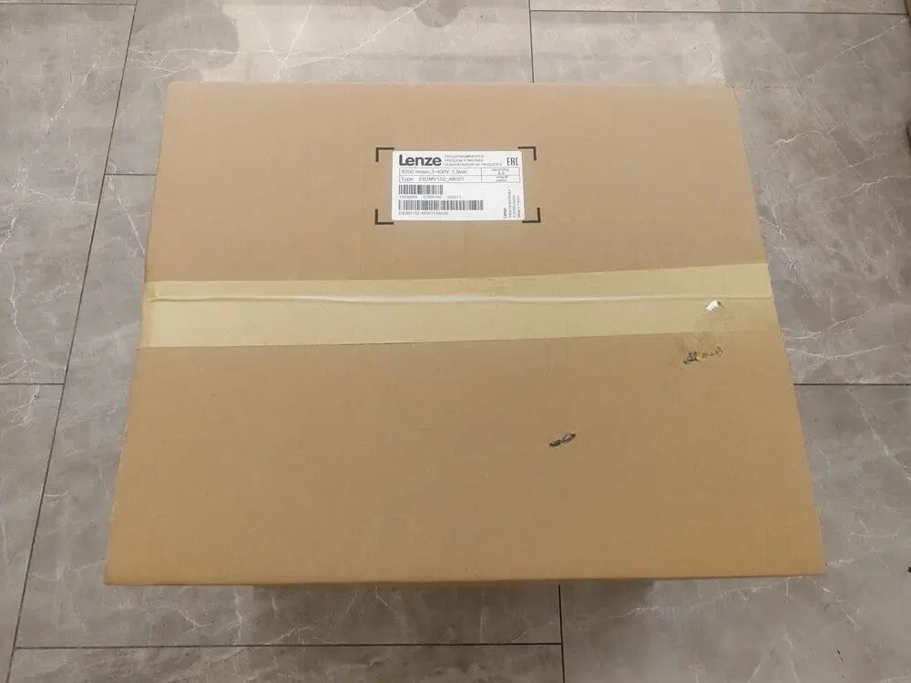 새 LENZE E82MV1524B001 주파수 인버터