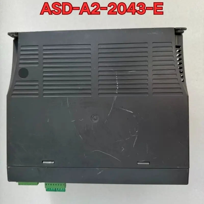 리퍼 서보 드라이브 ASD-A2-2043-E 머신 완료