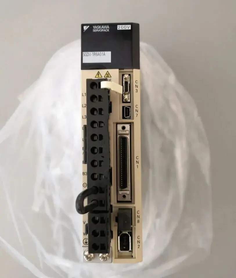 SGDV-1R6A01A 서보 드라이브 SGDV 1R6A01A