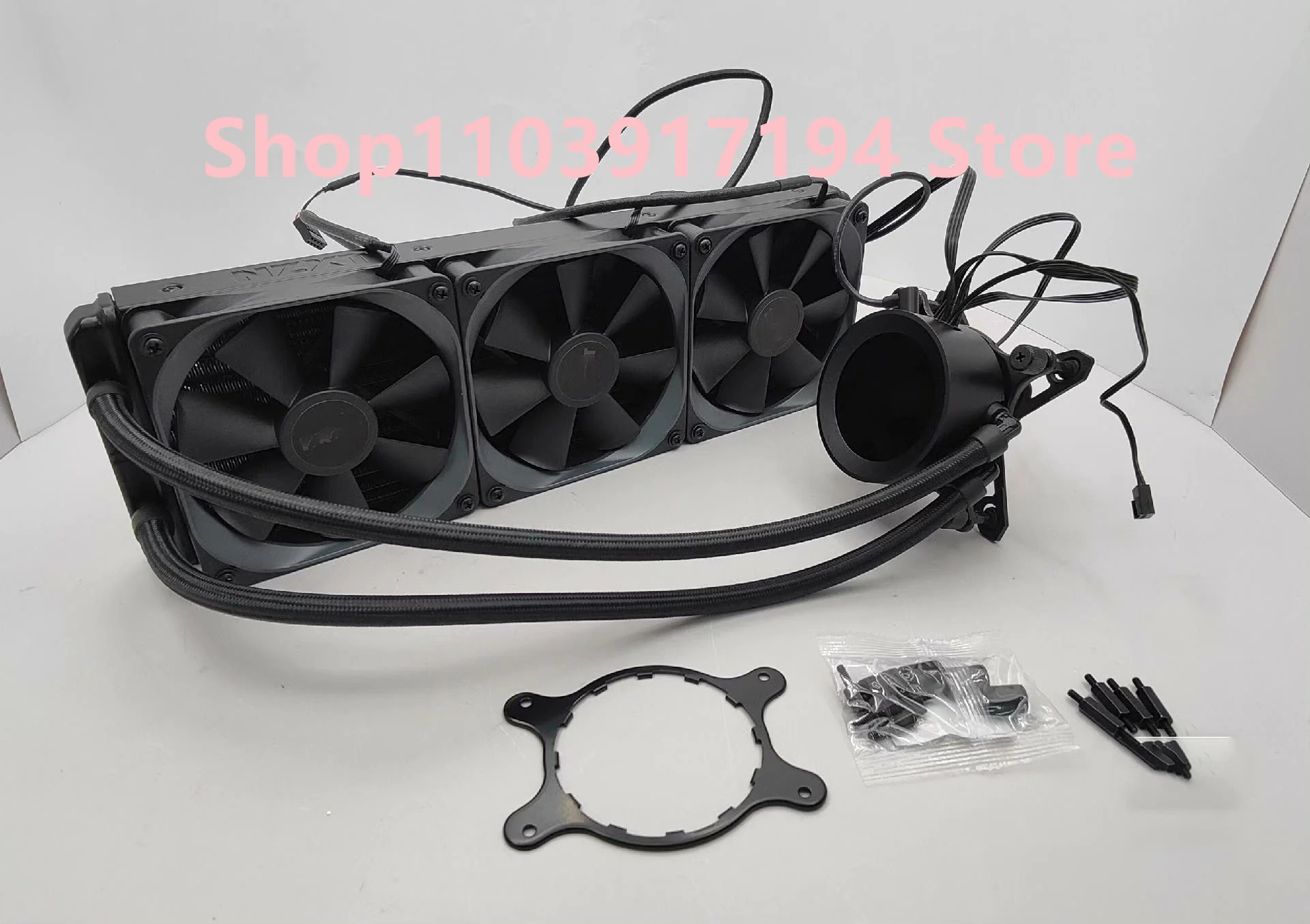 NZXT Z73 블랙 수냉식