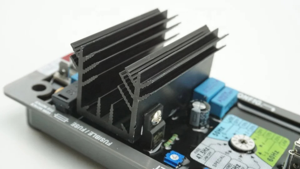 비전 20-100KW 발전기 R R250 회로도 자동 전압 조정기 디젤 엔진 1/3상