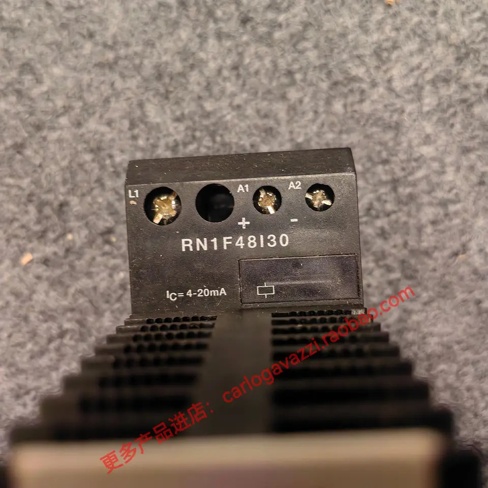 스위스 자일 아날로그 솔리드 스테이트 릴레이 방열 통합 Carlogazzi 오리지널 RN1F48I30