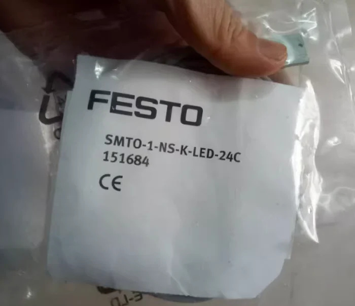 FESTO 센서 SMTO-1-NS-K-LED-24-C 신 151684