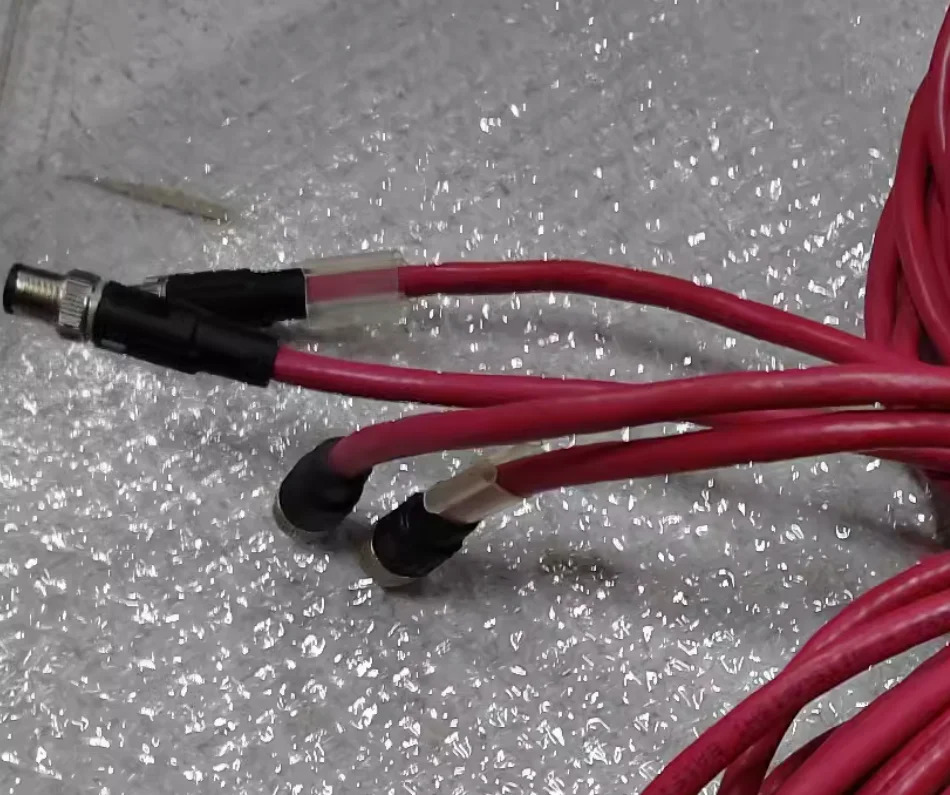 PCA-1567717 FSCS01.1-0K75-1P22 WS100L-D1131 XC3-32T-E AC20-S2-R75GB 1-4T0015