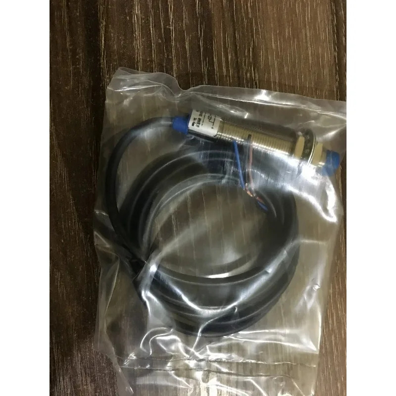 원격 스위치 LJ18A3-12-Z/BX 센서 NPN 3선 DC 상시 열림