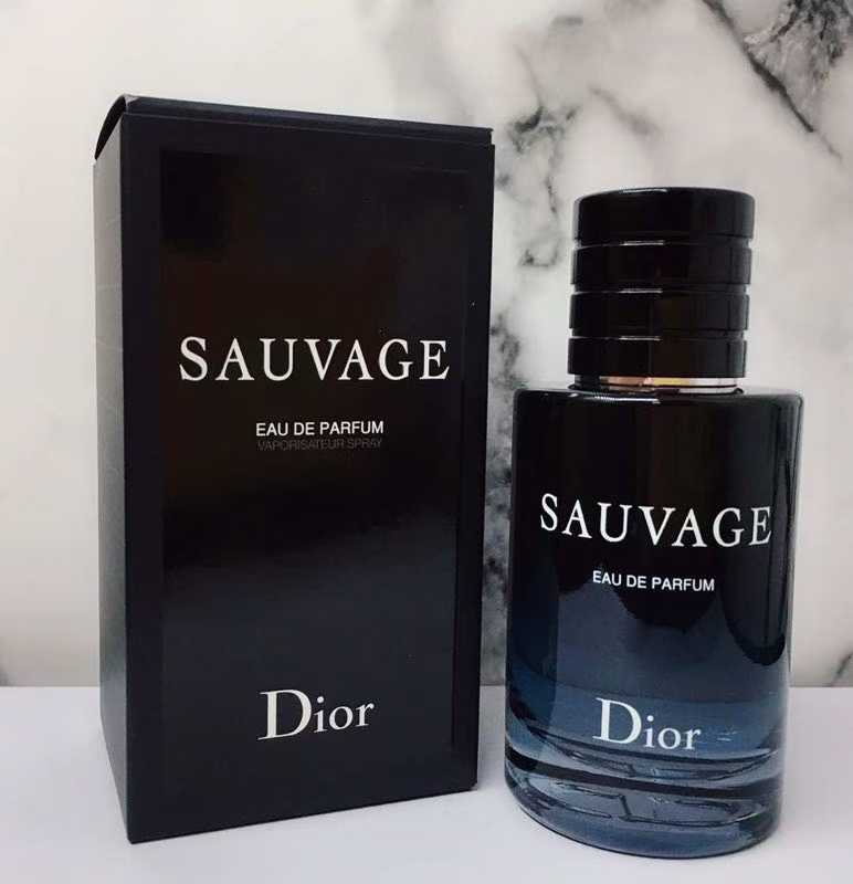 디올 향수 소바쥬 오 드 퍼퓸 남자향수 100ml 아로마틱 우디향 - 상품 이미지