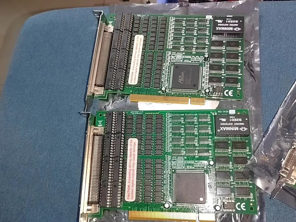 대만 ADLINK 데이터 수집 카드 PCI-7434 64 채널 절연 디지털 I/O