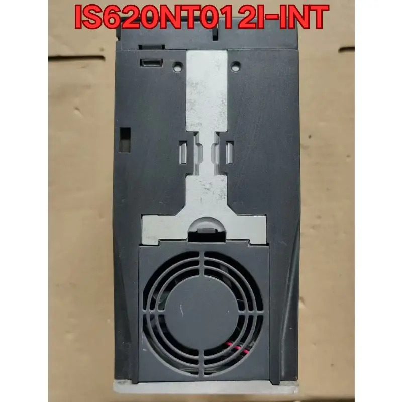 리퍼 IS620NT012I-INT 서보 드라이브작동 상태