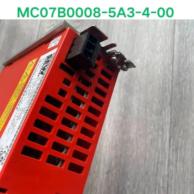 리퍼 OK MC07B0008-5A3-4-00 주파수 변환기