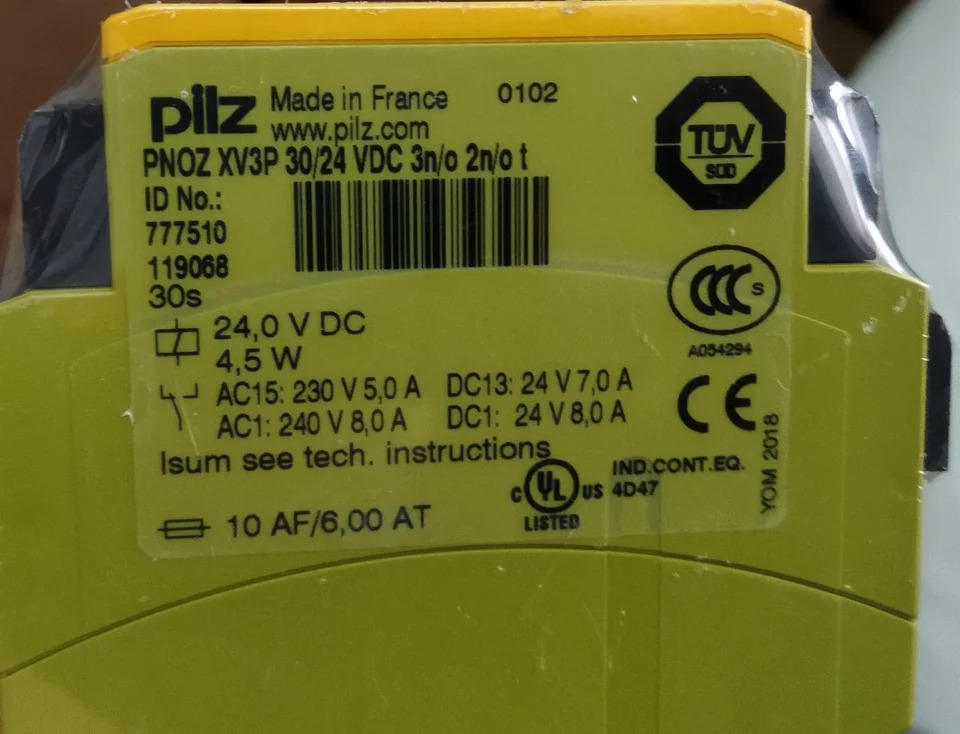 PILZ 오리지널 PNOZ XV3P 납품 777510 포장 신
