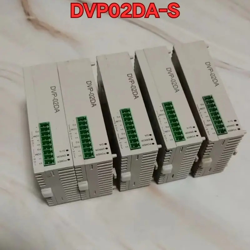 리퍼 PLC 모듈 DVP02DA-S 기능 정상
