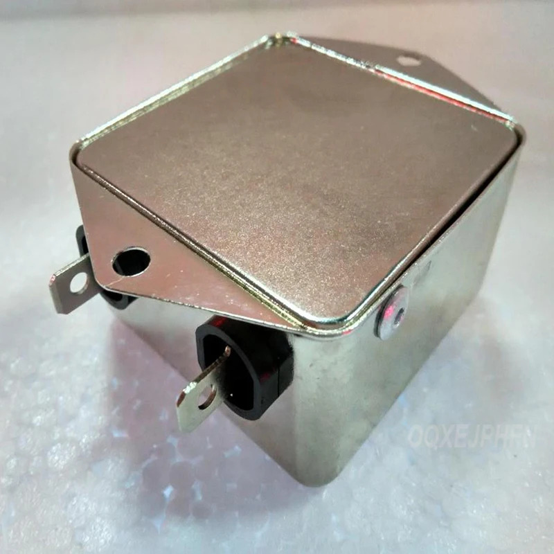 AT13-20-B3 Ac 220V 단상 전원공급장치 필터 20A 플매트 카펫 러그 신