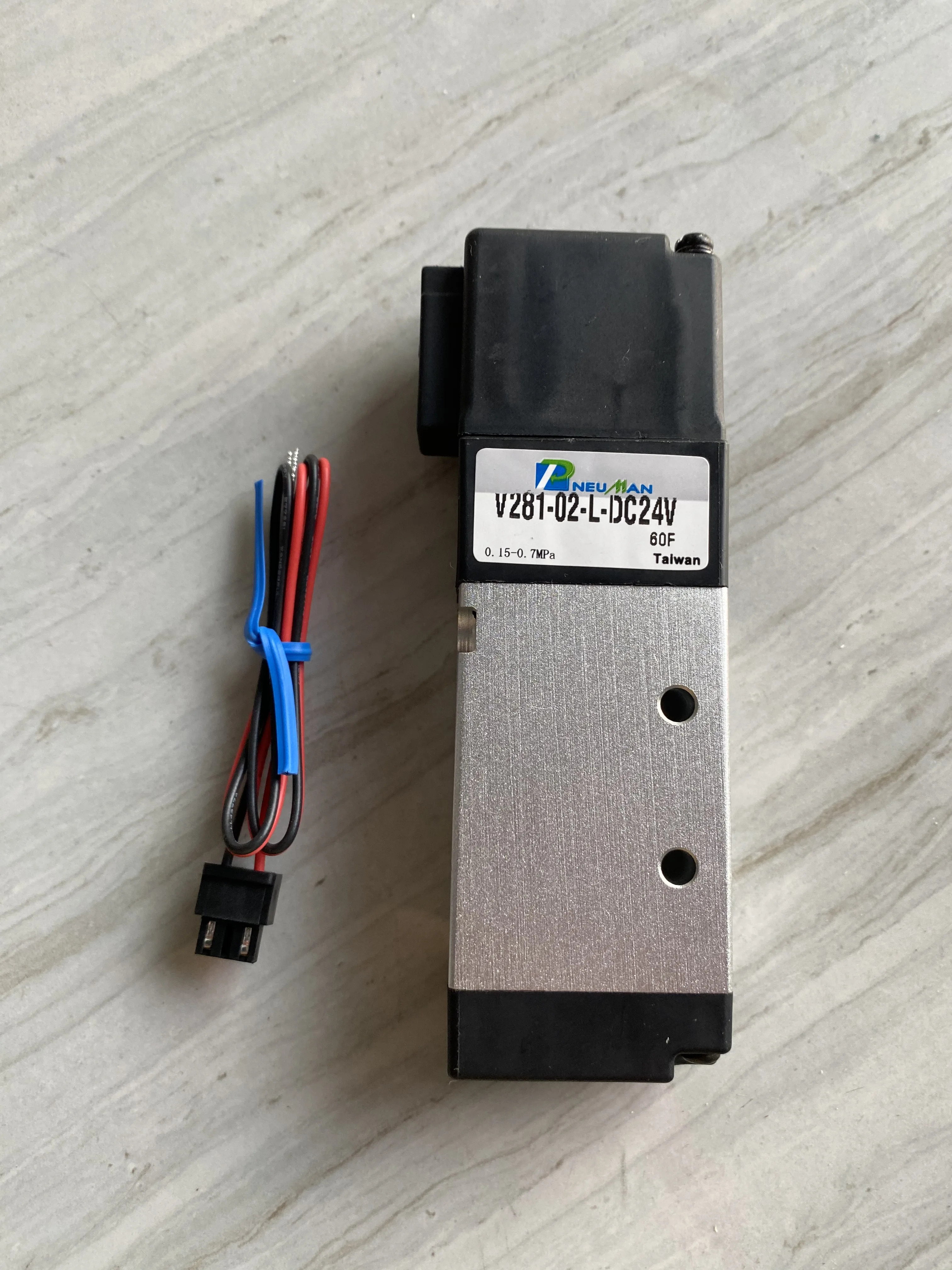 PNEUMAN 공압 솔레노이드 밸브 V281-02-L-DC24V 0.15-0.7mpa RBS52-02-24-E 대만 RBS52-02-240-E