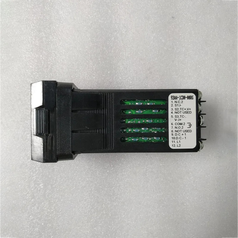 WATLOW 온도 컨트롤러 93AA-1CD0-00RG