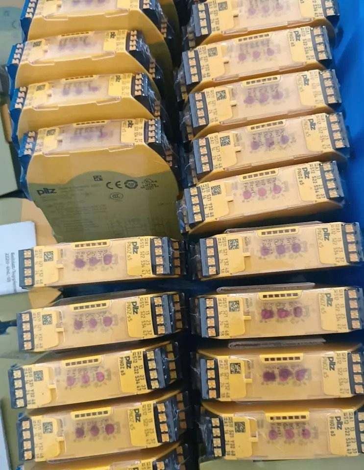 PILZ PNOZ s5C 24VDC 2no o t 751105