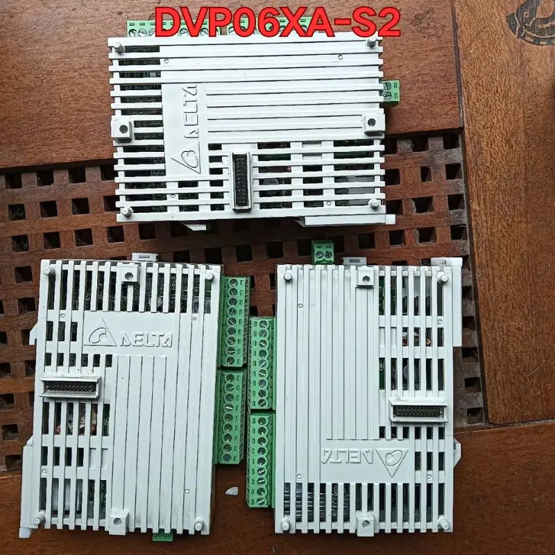 리퍼 PLC 모듈 DVP06XA-S2 기능 정상