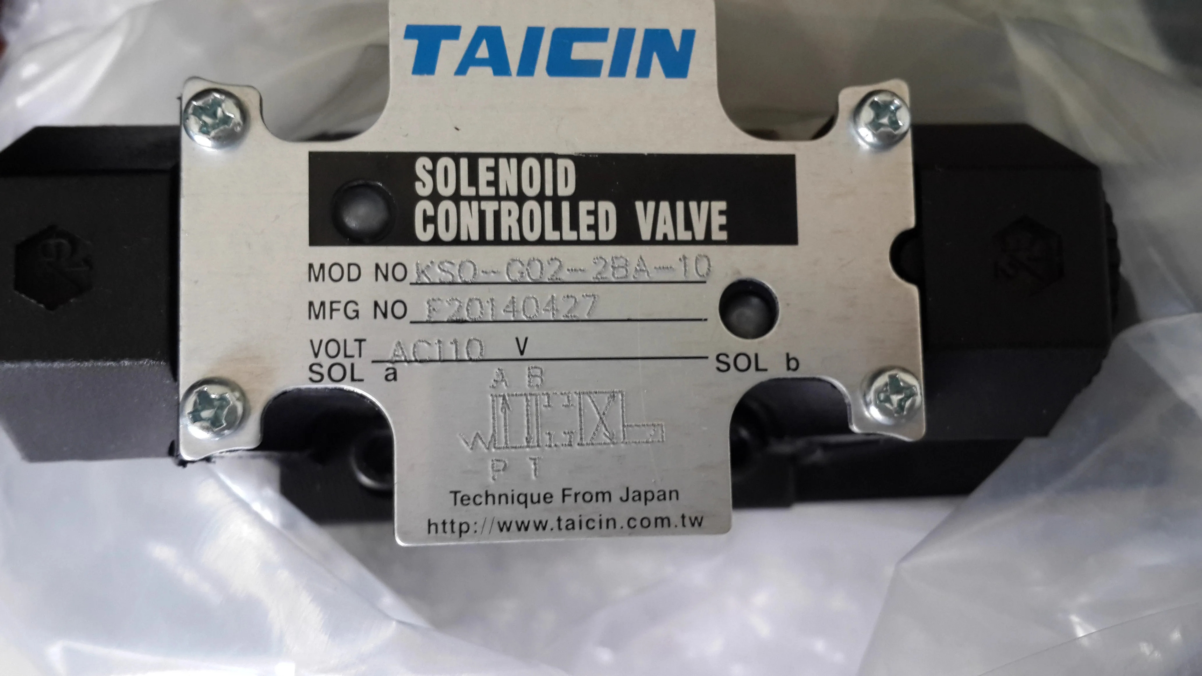 TAICIN 솔레노이드 제어 밸브 KSO-G02-2CA-10-T KSO-G02-2BA-10 TS-G02-2DP-N-T TS-G02-4CP-H KSO-G02-2DP-20-RT 유압
