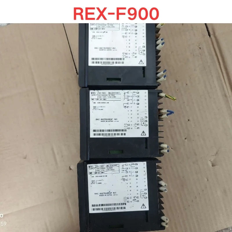 REX-F900 온도 컨트롤러 리퍼 OK