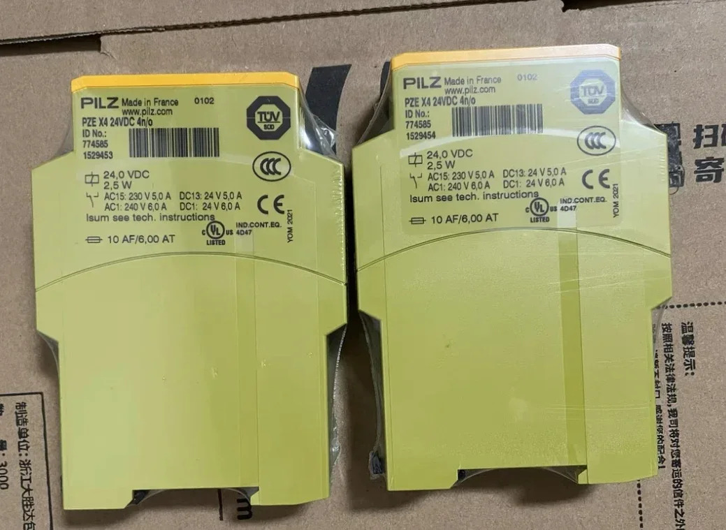 PZE X4 774585 안전 릴레이