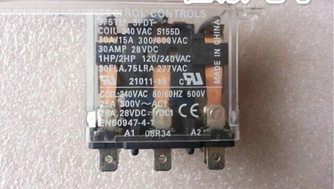 375TM 3PDT 240VAC 릴레이 21011-85