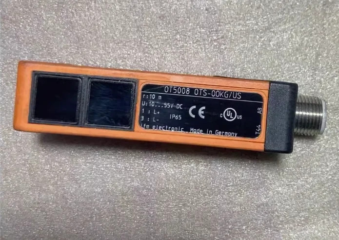 AU650N2062 PLC CP2E-N60DT-D CP2E-N30DT-D CP2E-N20DT-D acA2440-35uc 2868648