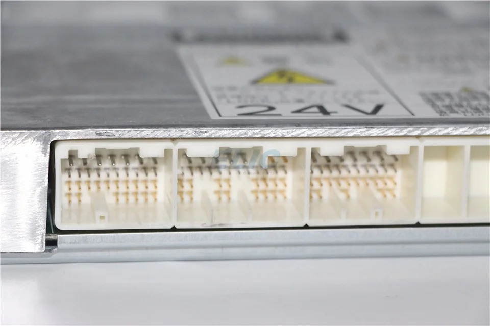 ELIC SK200-8 J05 J08 엔진 컨트롤러 ECU 89661-E0010 275800-4213