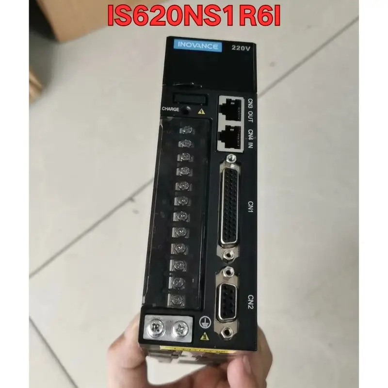리퍼 서보 드라이브 IS620NS1R6I작동 상태