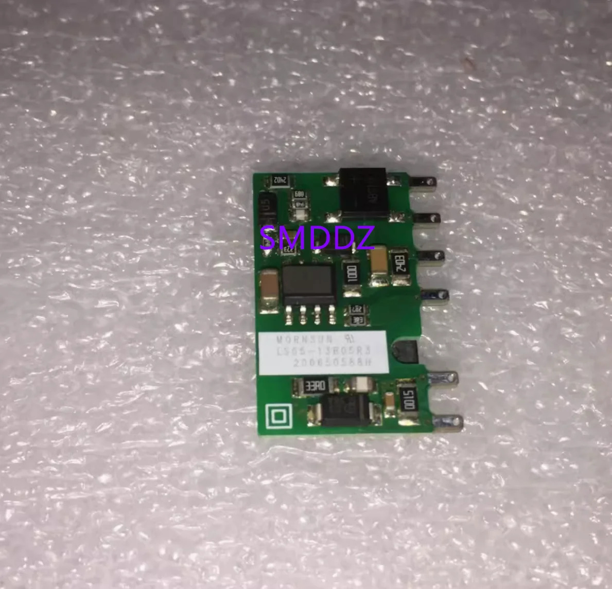 10pcs/AC-DC 전원 모듈 85-305V  5V1A 5W 초소형 베어 보드 LS05-13B05R3 LS05-13B05R3-F