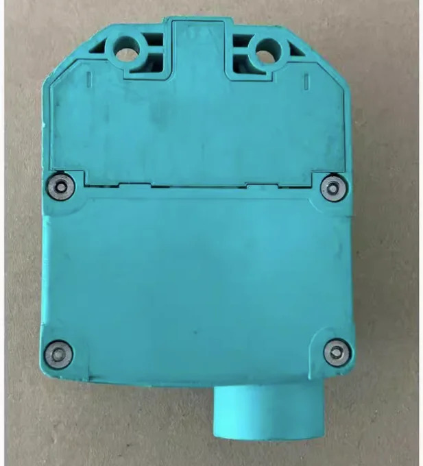 NBN3-F31K-Z8-K 097641 D-79689 6EP3334-8SB00-0AY0 536267 163366 SAI-8-M 4P M12