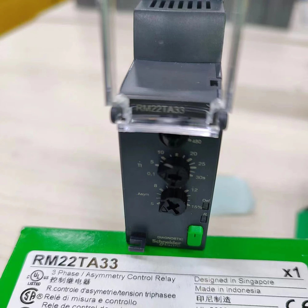 슈나이더 제어 릴레이RM22TA33