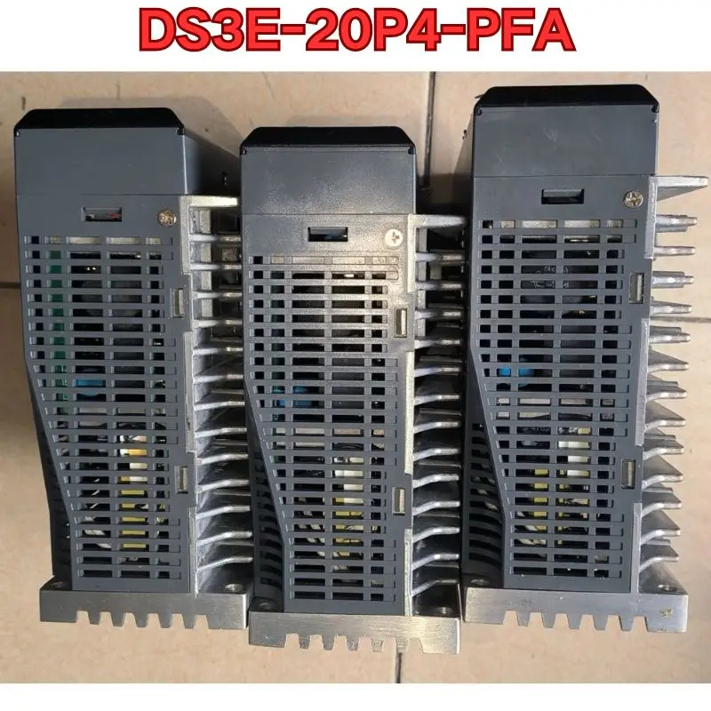 리퍼 DS3E-20P4-PFA 서보 드라이브작동 상태