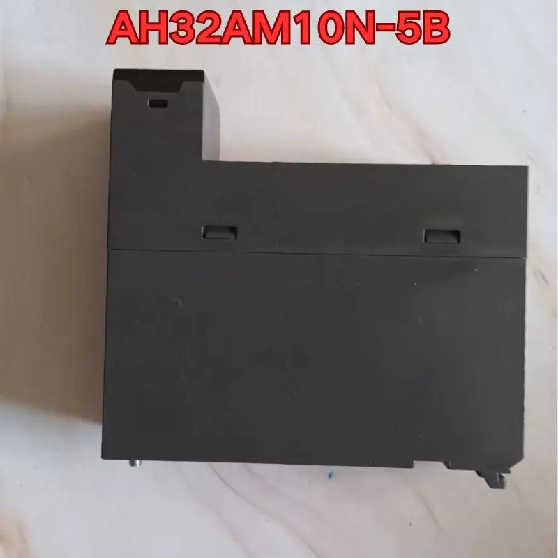 리퍼 PLC 모듈 AH32AM10N-5B 기능 정상