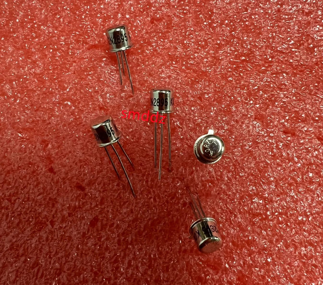 5pcs/전부품 2SD425 2SD424 2SD427 2SD428 2SD429 2SD430 2SD423 2SD422 2SD820