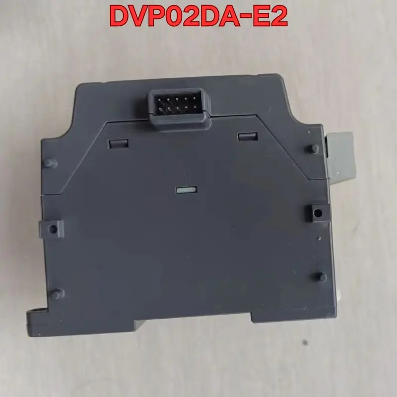 리퍼 PLC 모듈 DVP02DA-E2 기능 정상