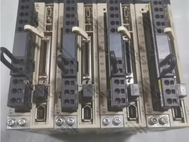 드라이브 SGDV-2R8A01A002000 400W는 일반적으로 .