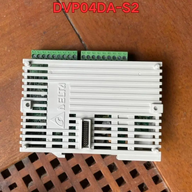 리퍼 PLC 모듈 DVP04DA-S2 기능 정상