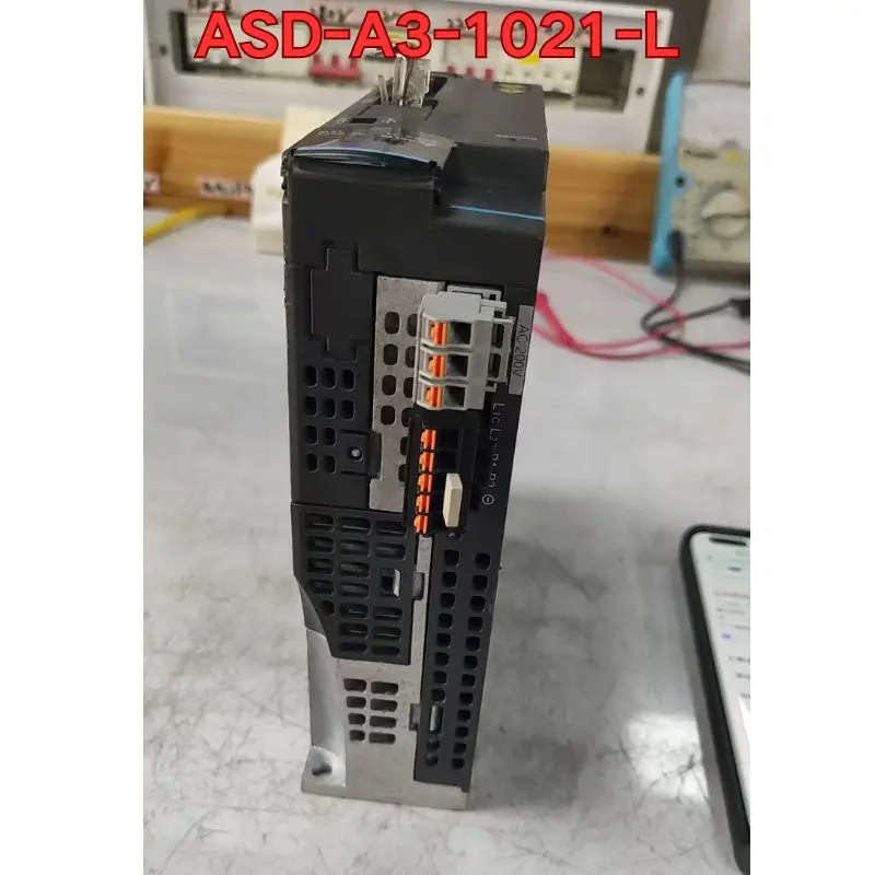 리퍼 ASD-A3-1021-L 서보 드라이브작동 상태