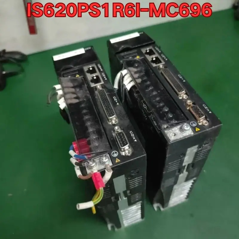 리퍼 IS620PS1R6I-MC696 서보 드라이브작동 상태