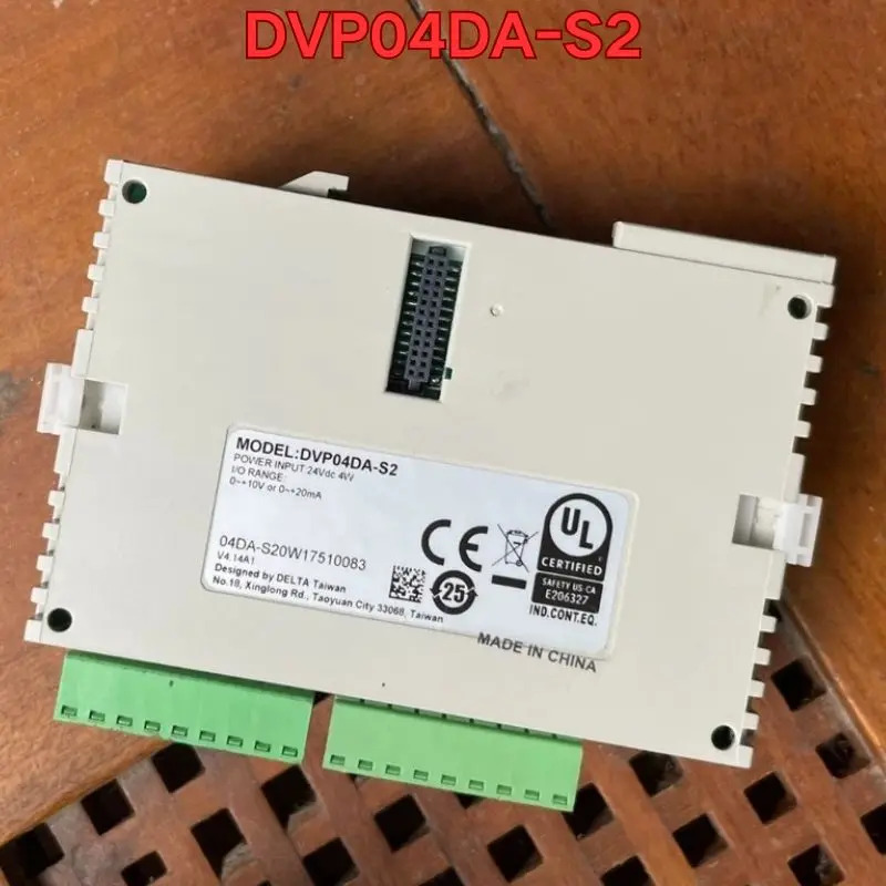 리퍼 PLC 모듈 DVP04DA-S2 기능 정상
