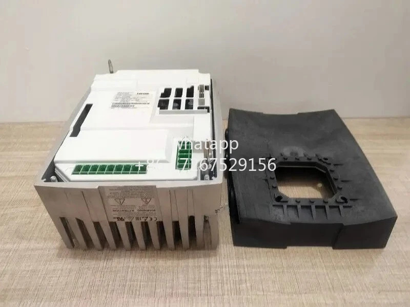 새 E82MV1524B001 주파수 인버터