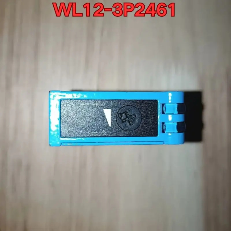 리퍼 센서 WL12-3P2461 작동 상태