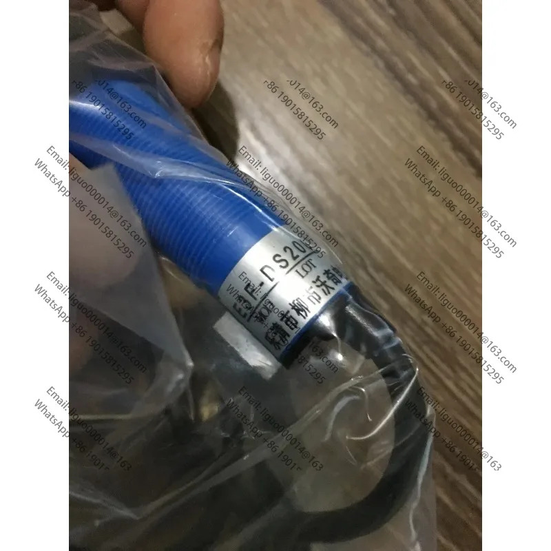 원격 광전스위치 E3F-DS200P1 확산 적외선 센서 2m 조정 가능PNP 상시 열림