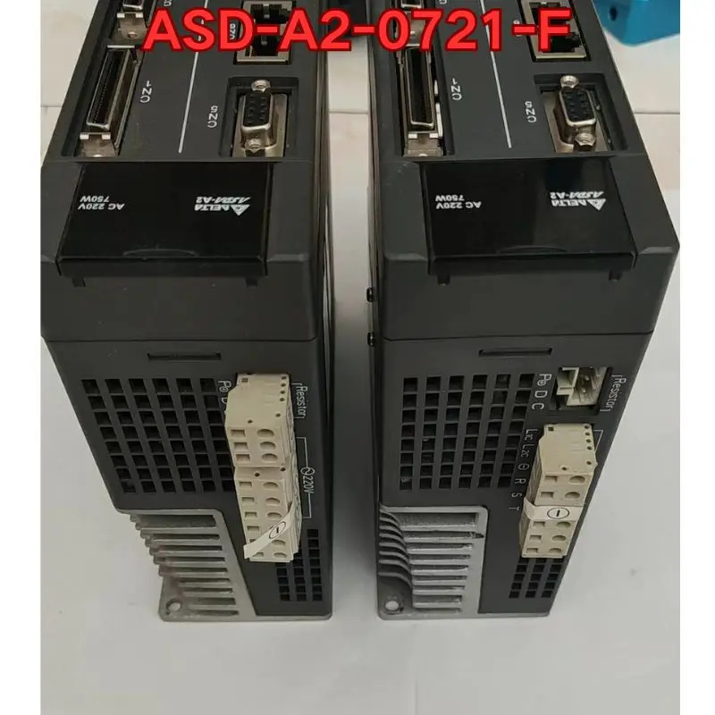 리퍼 ASD-A2-0721-F 서보 드라이브작동 상태