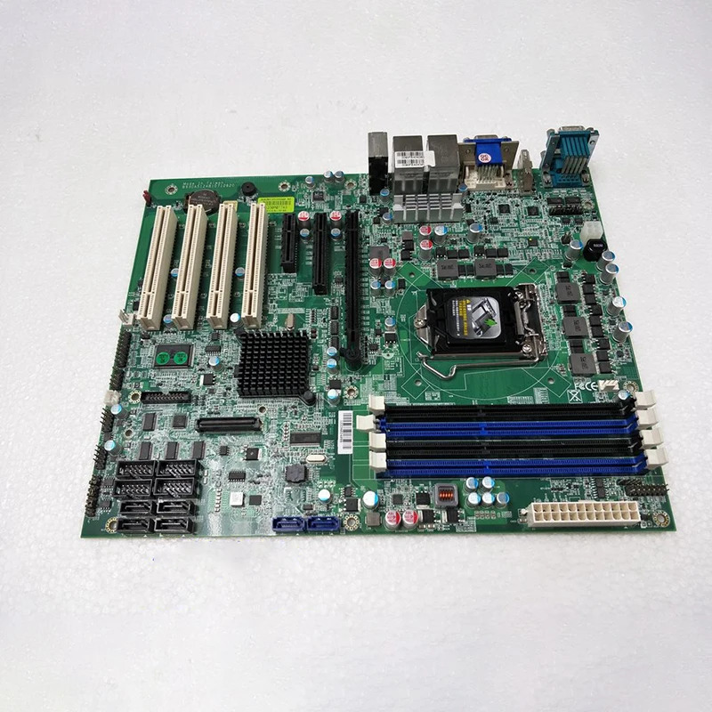 산업컴퓨터 마더보드RRUBY-D712VG2AR B930A512AB1D 712820