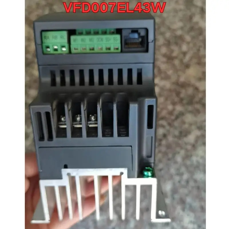 리퍼 델타 인버터 VFD007EL43W 기능 정상
