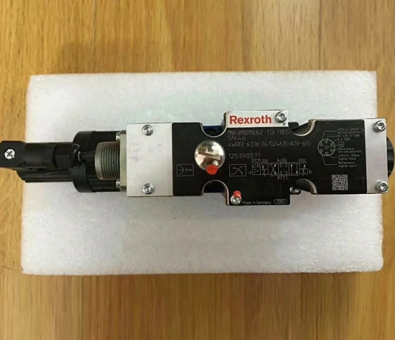 REXROTH 비례 유압 밸브 MNR 독일제 R900950342 4WREE 6 E16-24 G24K31 A1V-655 4WREE6E16-23