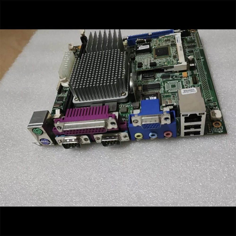 임베디드 산업컴퓨터 마더보드 EMB-852T Rev A1.1